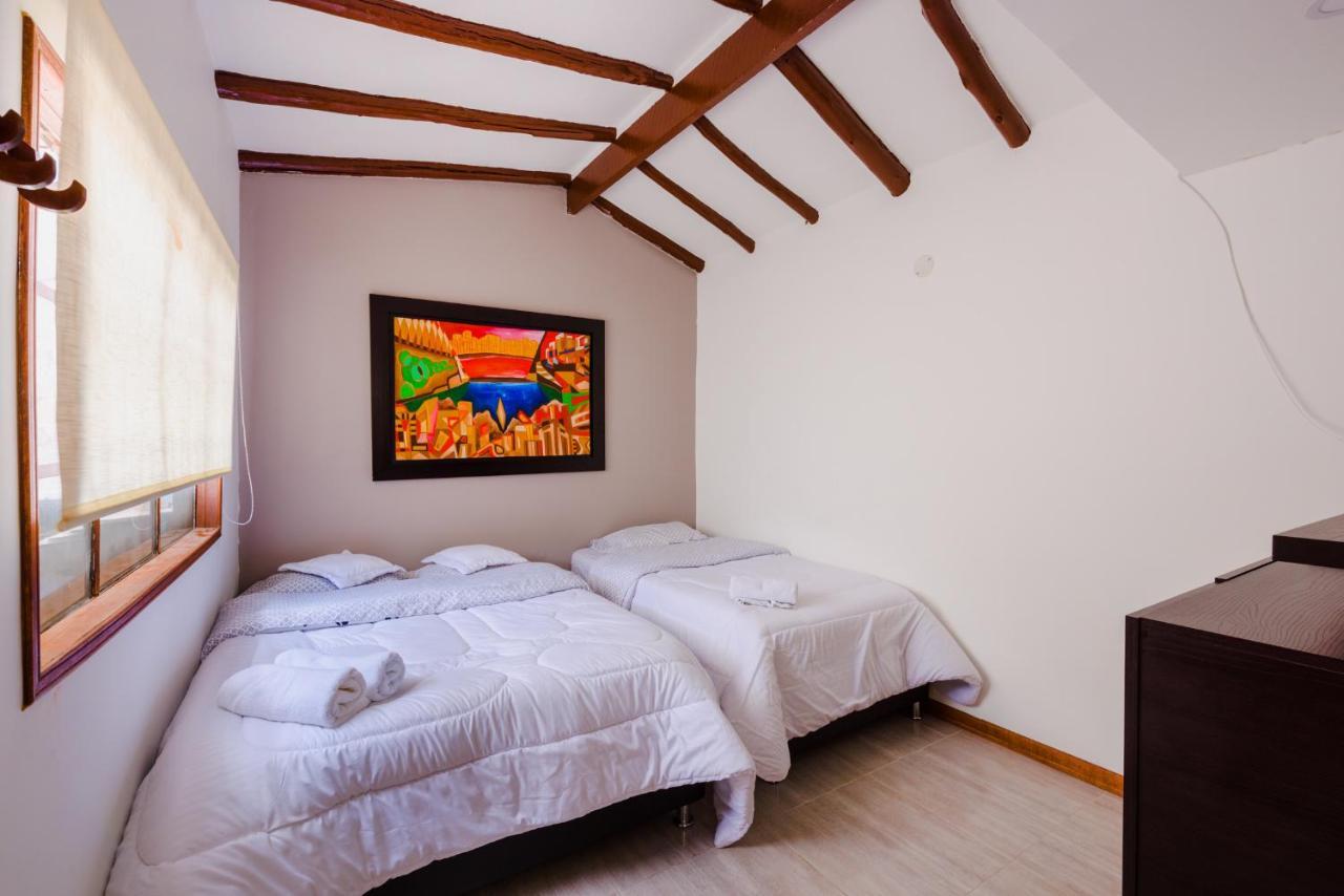 Hostal Dona Eliza Богота Екстериор снимка