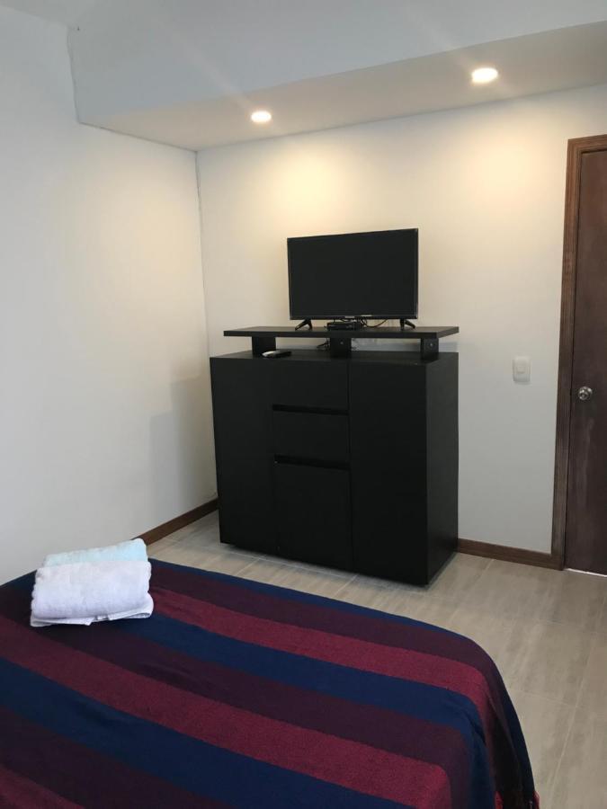 Hostal Dona Eliza Богота Екстериор снимка