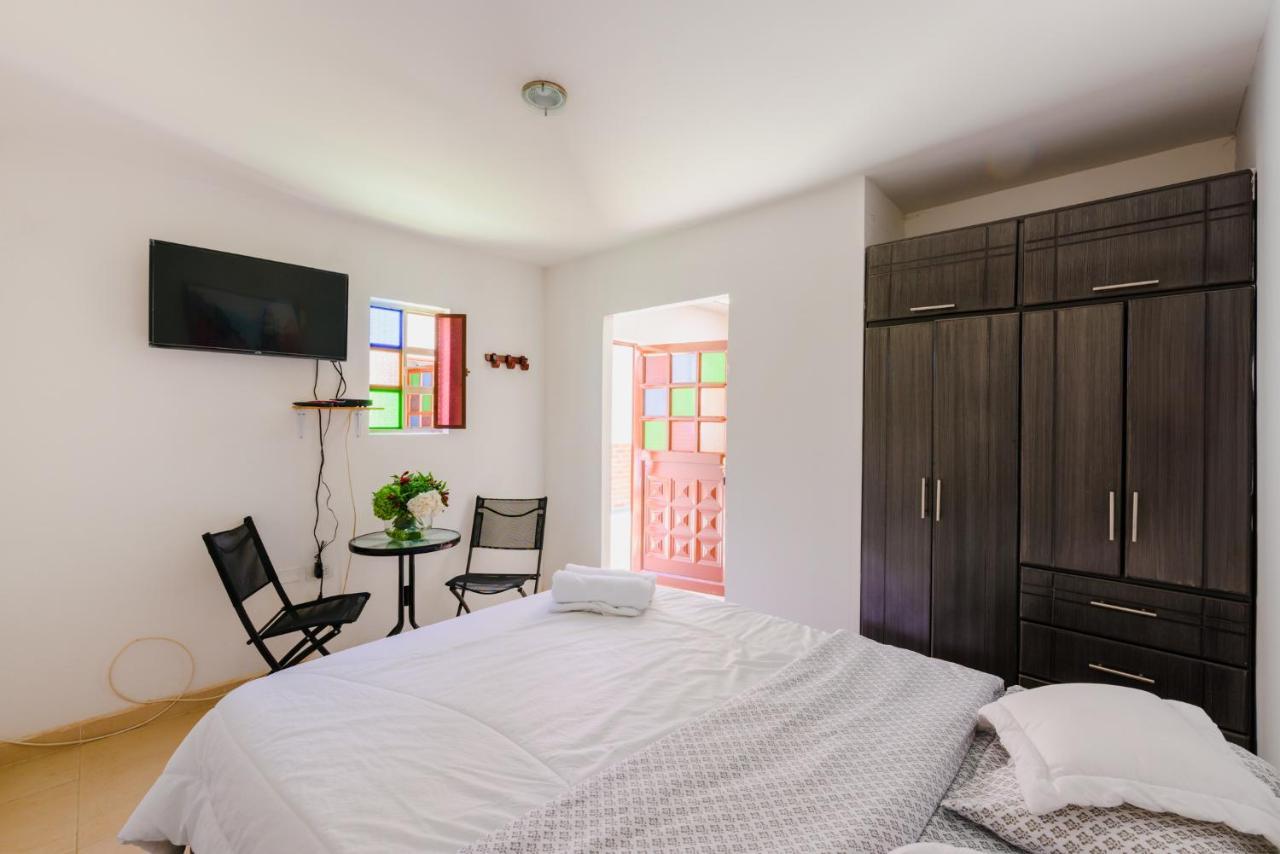 Hostal Dona Eliza Богота Екстериор снимка