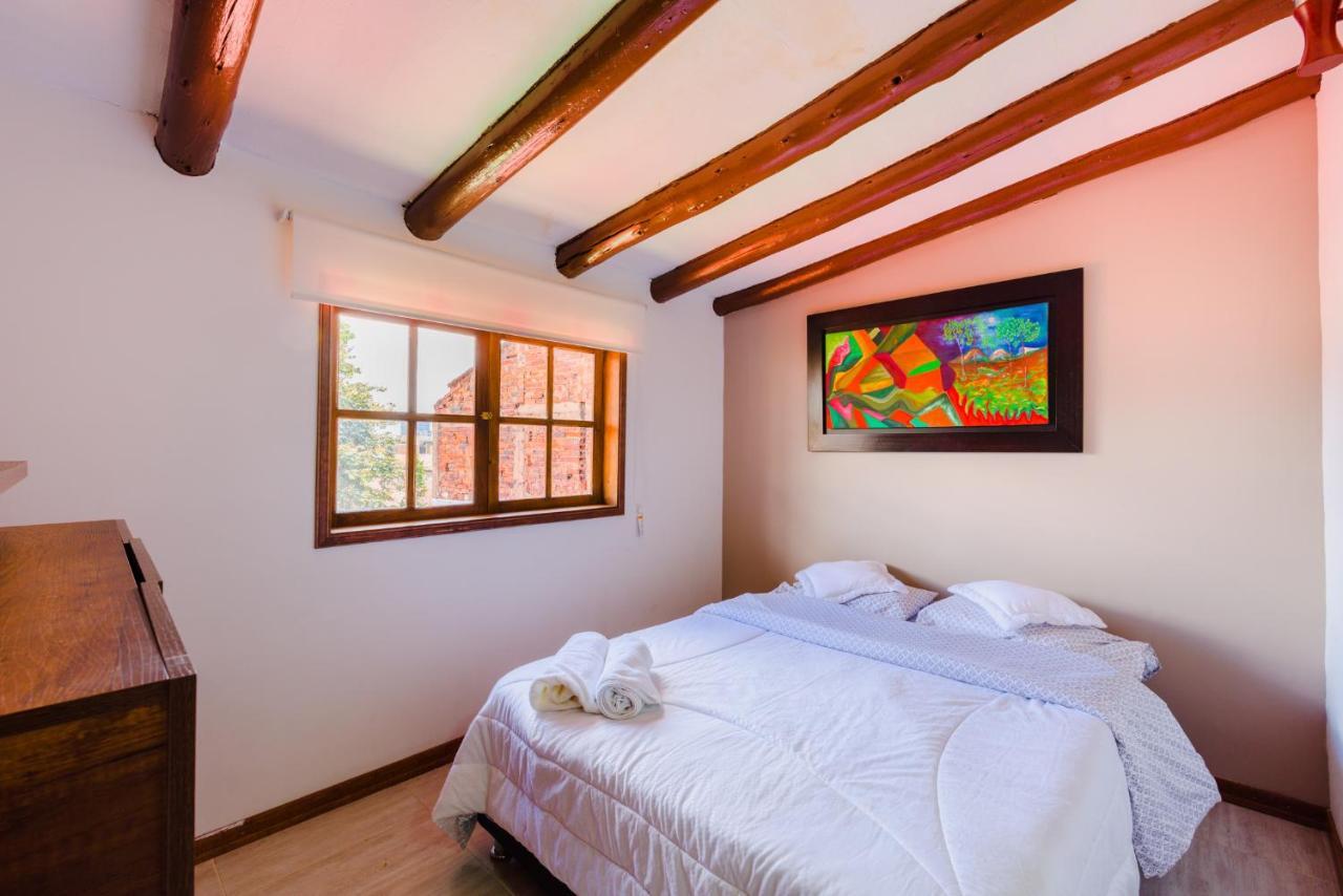 Hostal Dona Eliza Богота Екстериор снимка